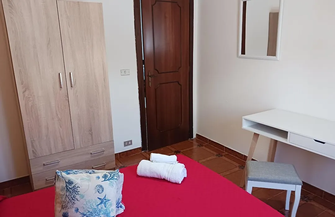 Nora Casa Vacanze/Bed And Breakfast-1